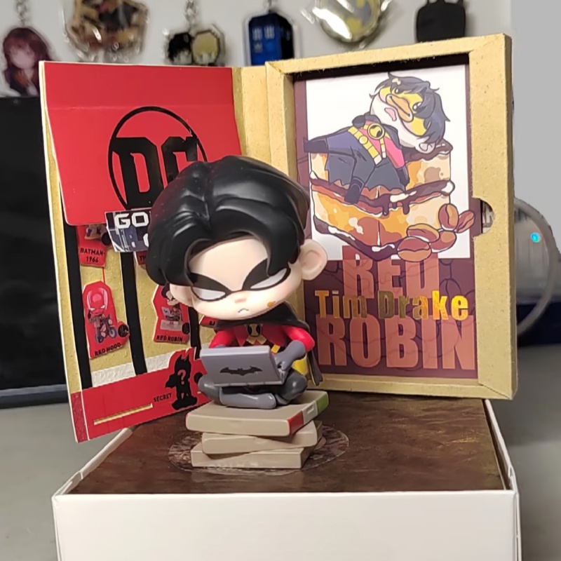 POP MART DC Gotham City Series - Model Kit Batman recension och pris