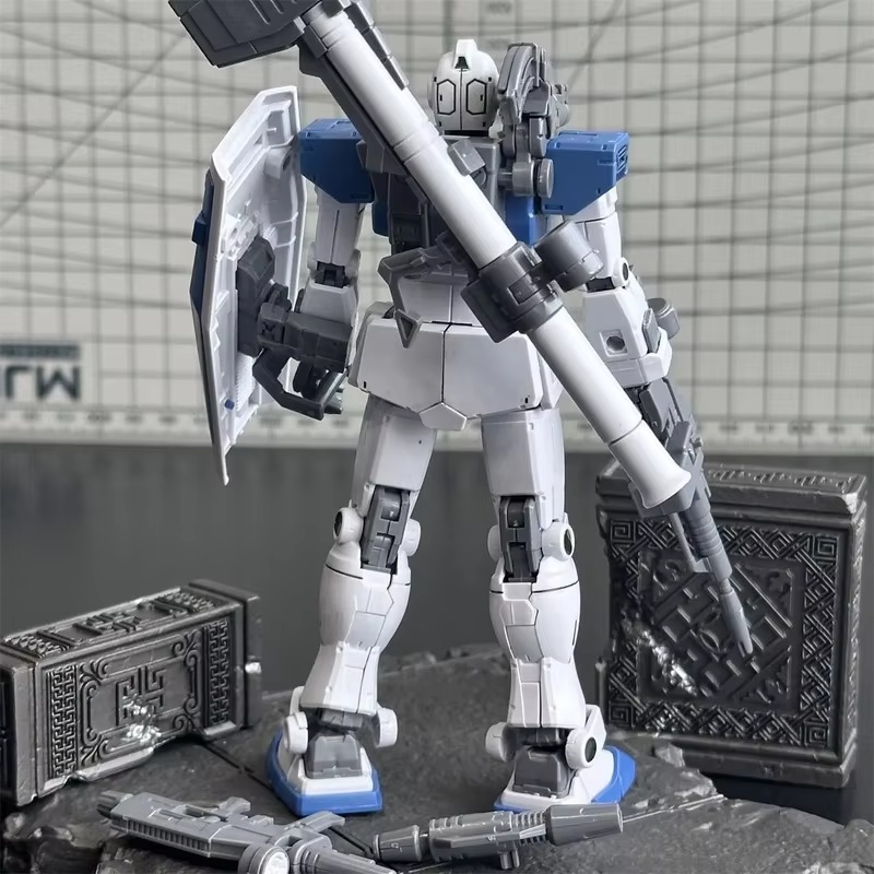 HG GTO GM White Dog Team Custo - Model Kit Zaku recension och pris