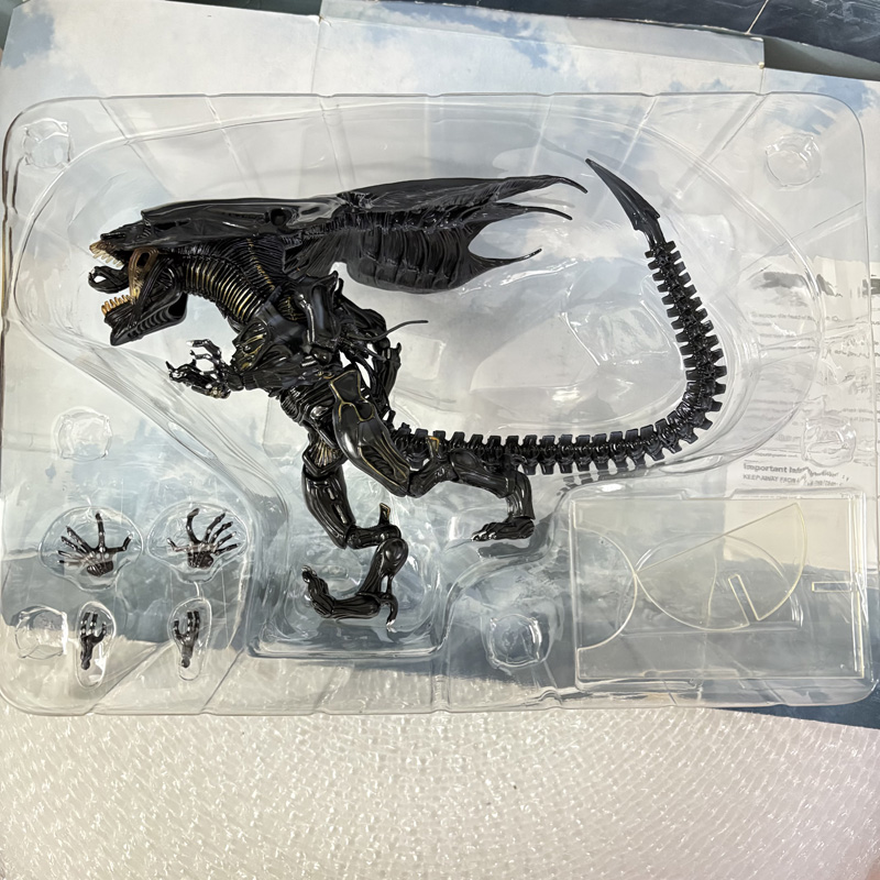 Sci-Fi Alien Queen Figure Hybr - Model Kit Robocop recension och pris