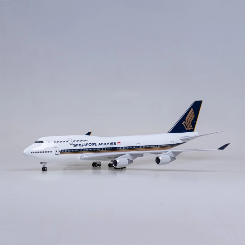 1/150 Large Scale Airplane 47c - Model Kit Singapore recension och pris