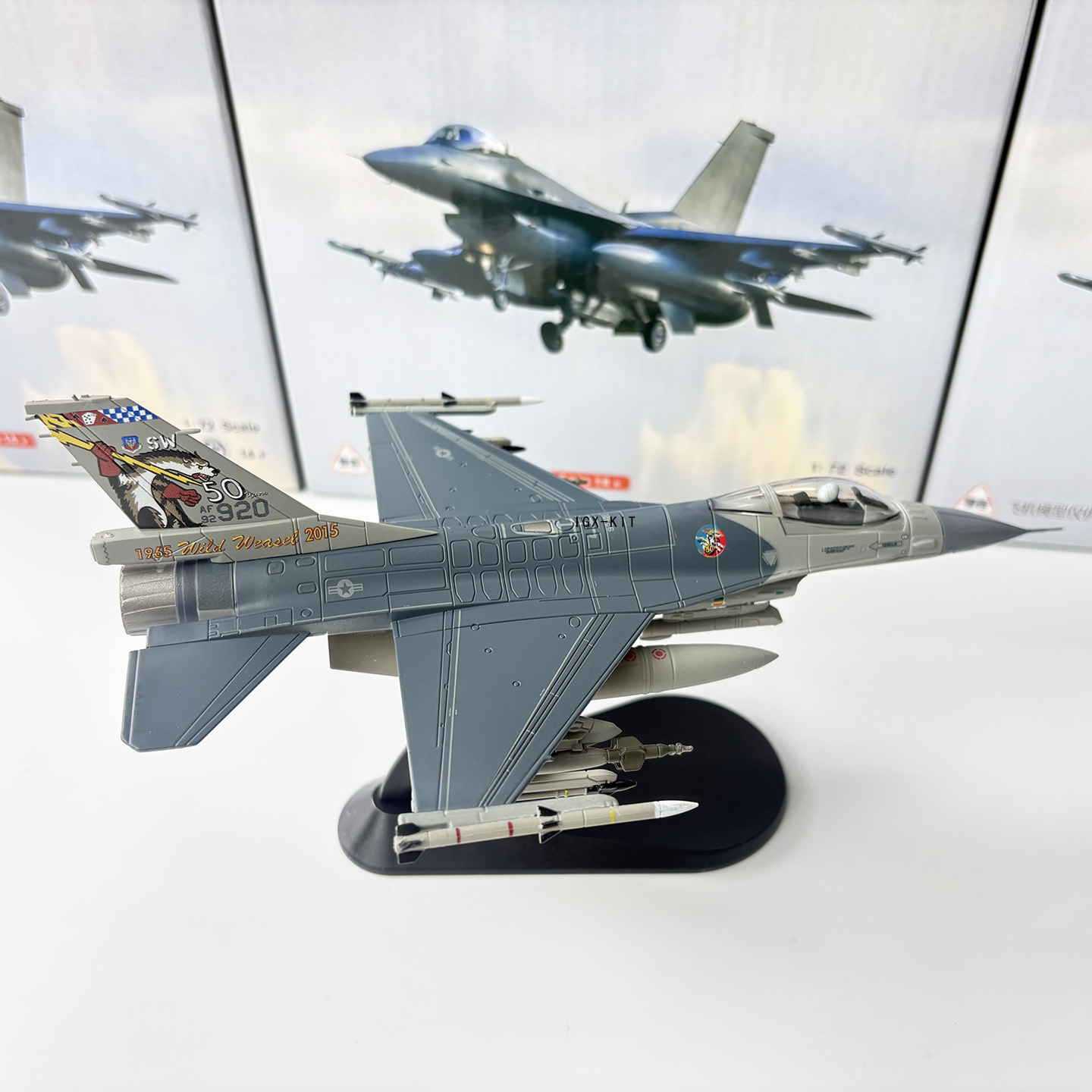 1/72 Scale U.S. F16C Fighter J - Model Kit F16 recension och pris